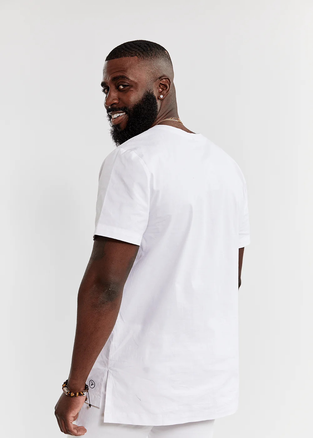 Lubanzi Men's Embroidered Tunic Shirt (White) - Image 5